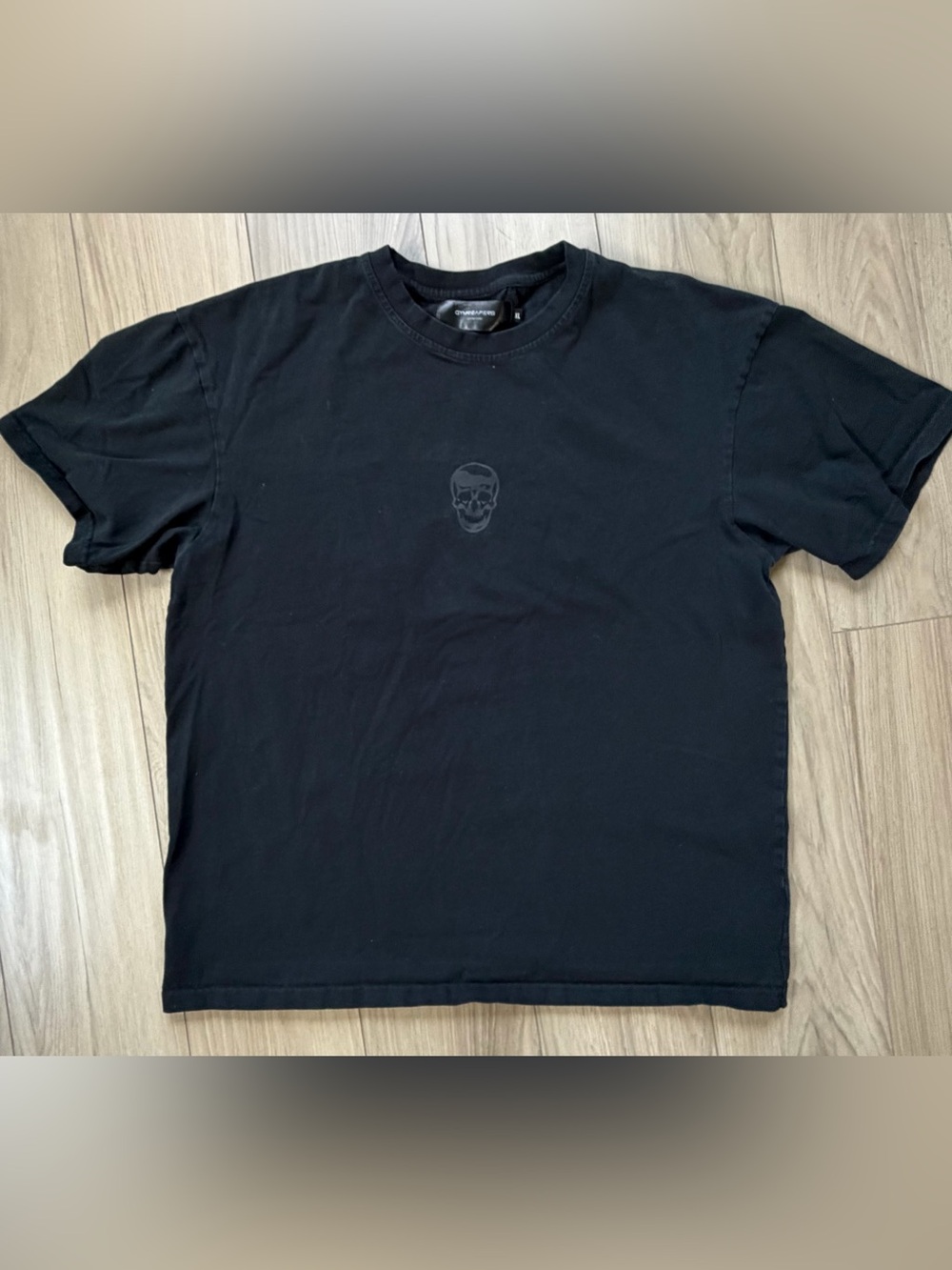 Gymreapers Black Short-Sleeve T-Shirt with Subtle Skull Graphic Gym Cotton XL